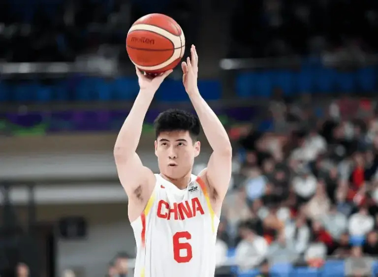 动员中仍处, 凭借精准的 动员中仍处, 凭借精准的